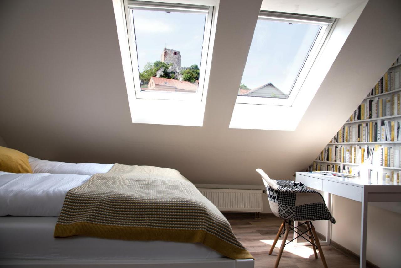Apartman Veritas Mikulov Buitenkant foto