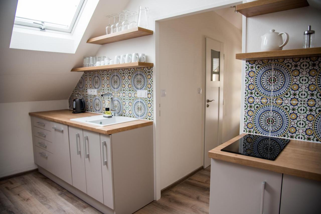 Apartman Veritas Mikulov Buitenkant foto