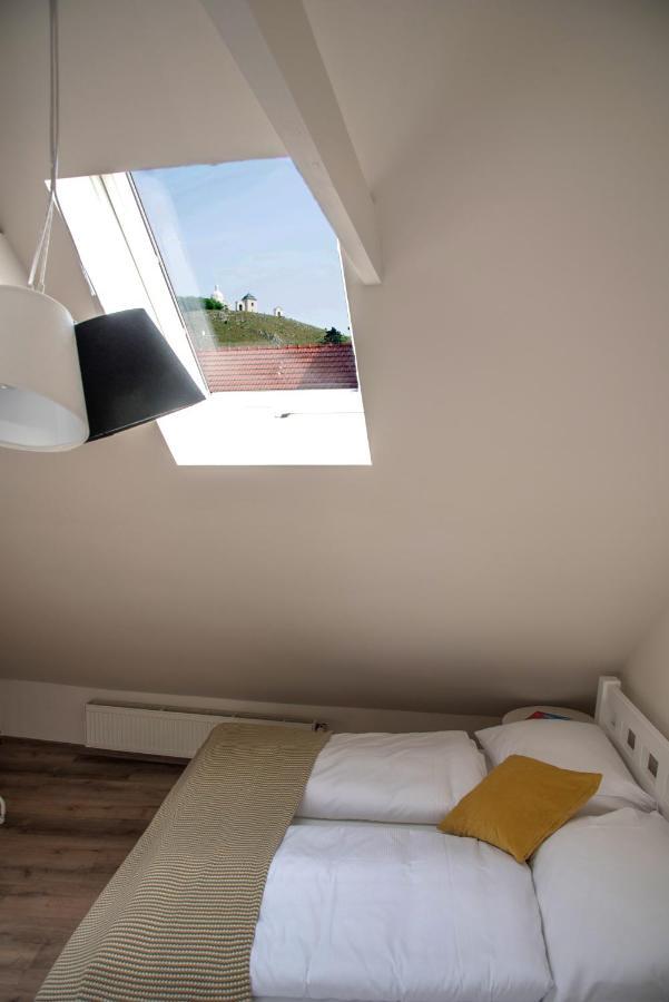 Apartman Veritas Mikulov Buitenkant foto